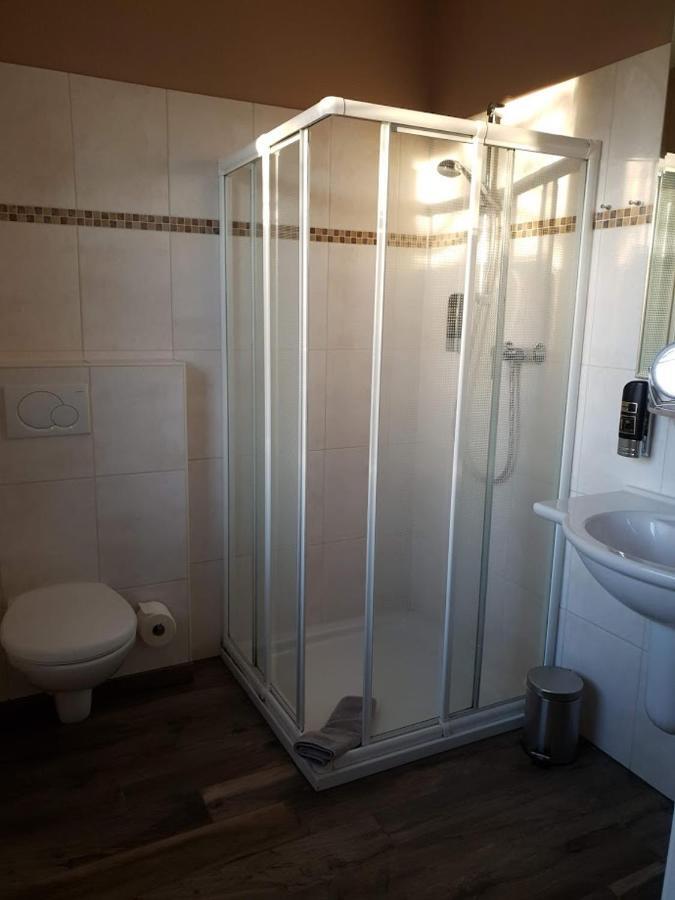 Hotel Knipper Lastrup 外观 照片