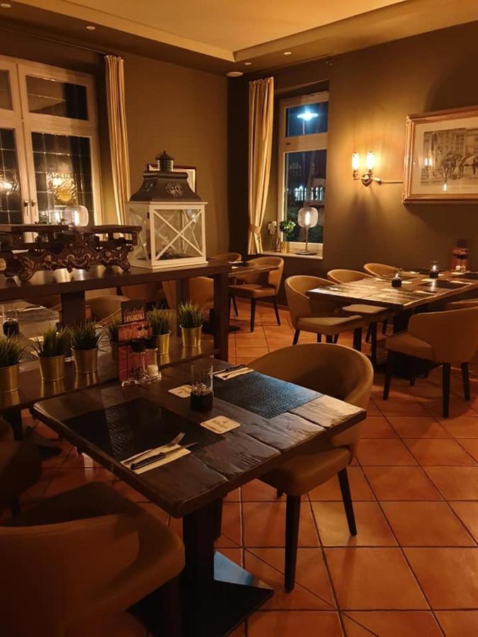Hotel Knipper Lastrup 外观 照片